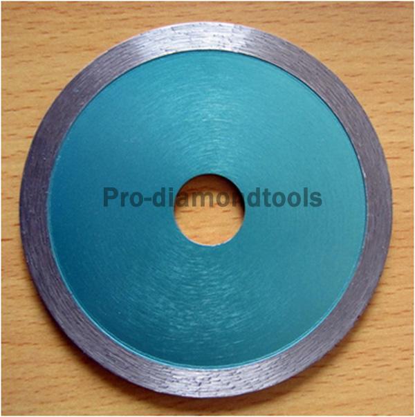 Continuous saw blade