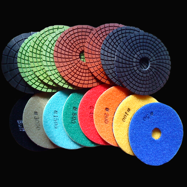 Wet polishing pads